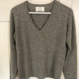 Allude wool and cashmere blend sweater size small